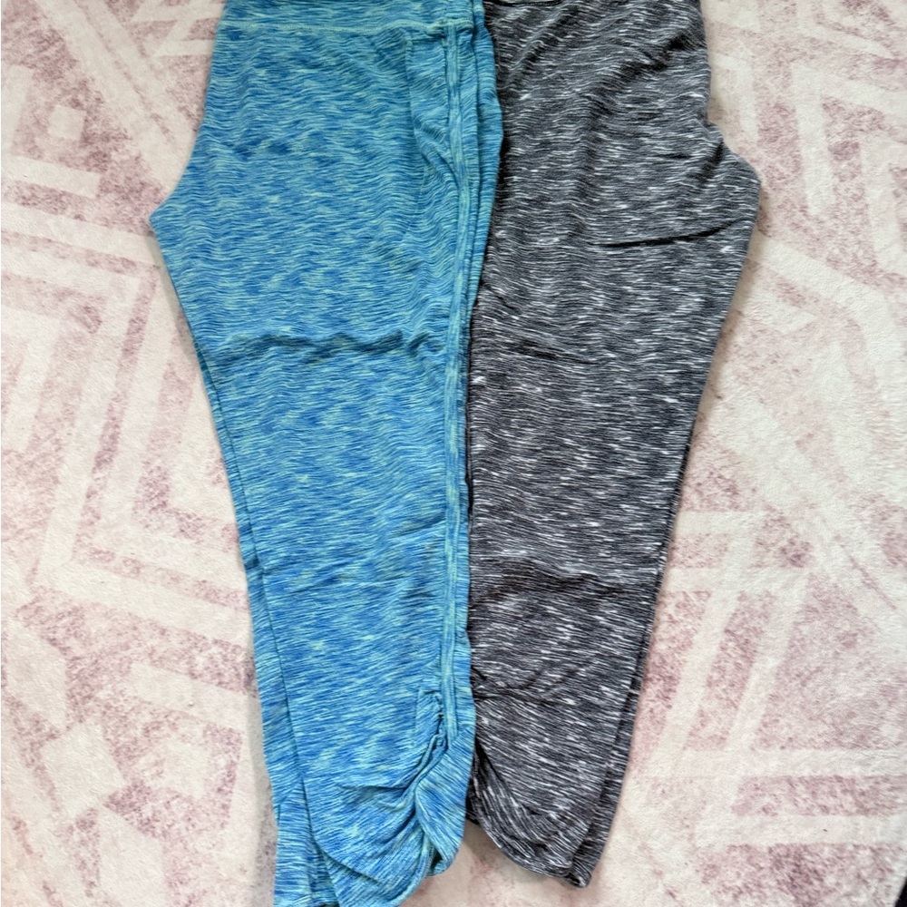 Mossimo Supply Co. Blue and Black Capri Leggings